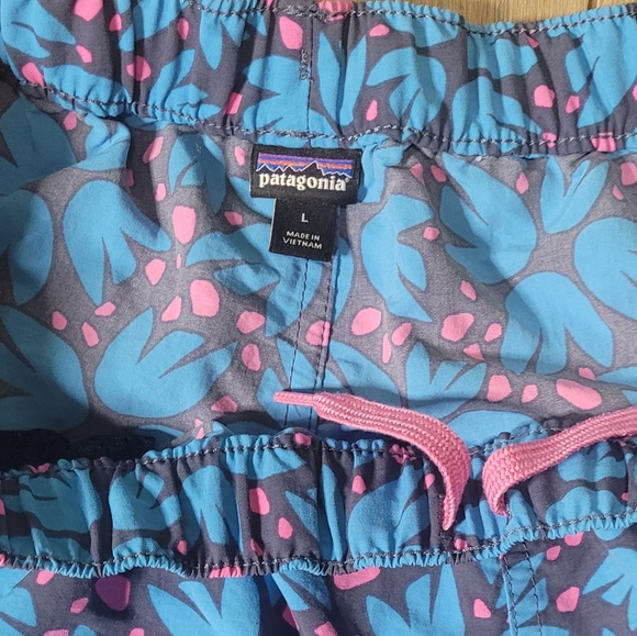 Patagonia Barely Baggies Shorts Women's Large Dolomite Blue - Picture 3 of 4